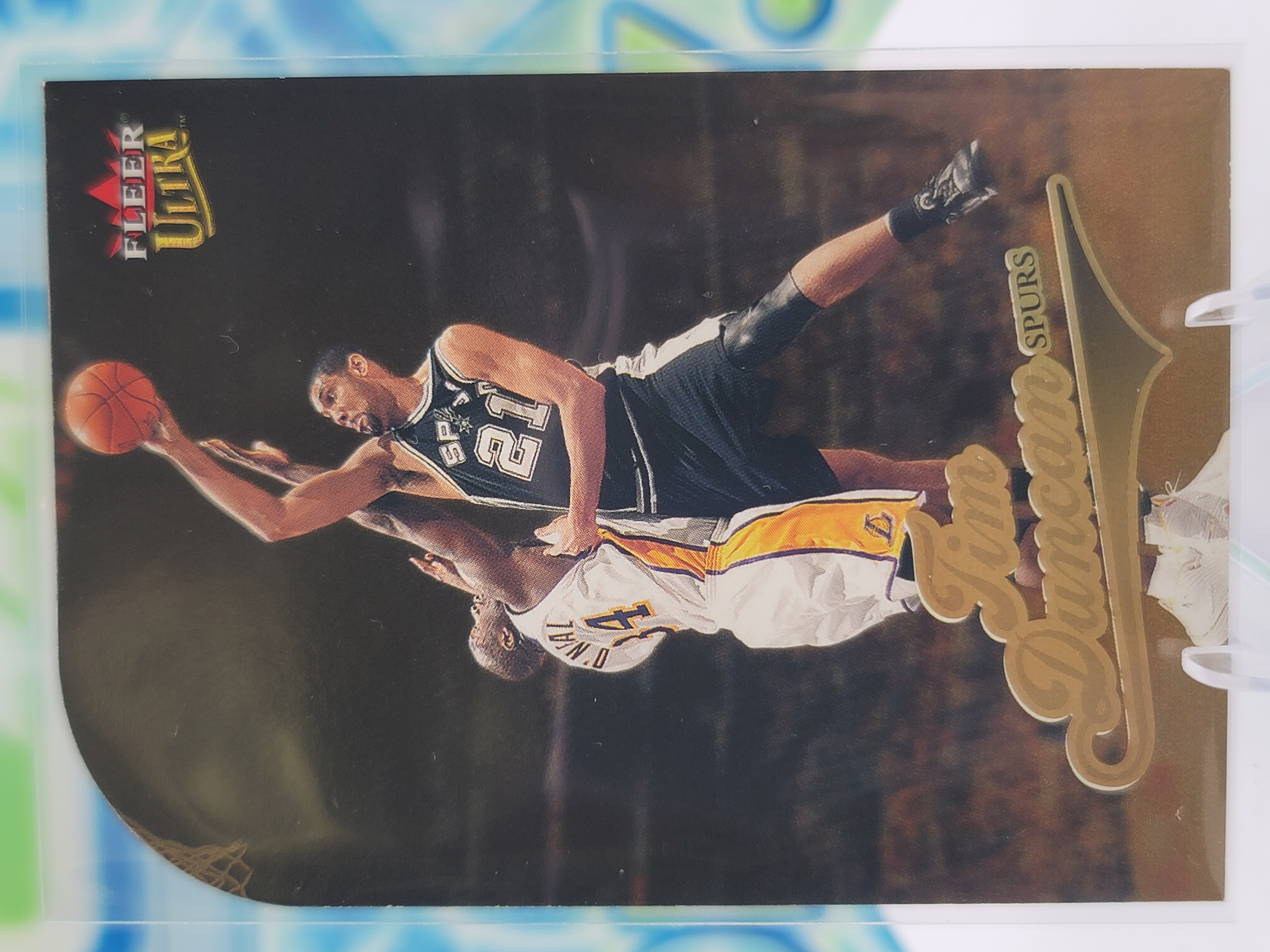 2004 Fleer Ultra Tim Duncan — 2004 Fleer Ultra Gold Medallion Die-Cut Tim Duncan
