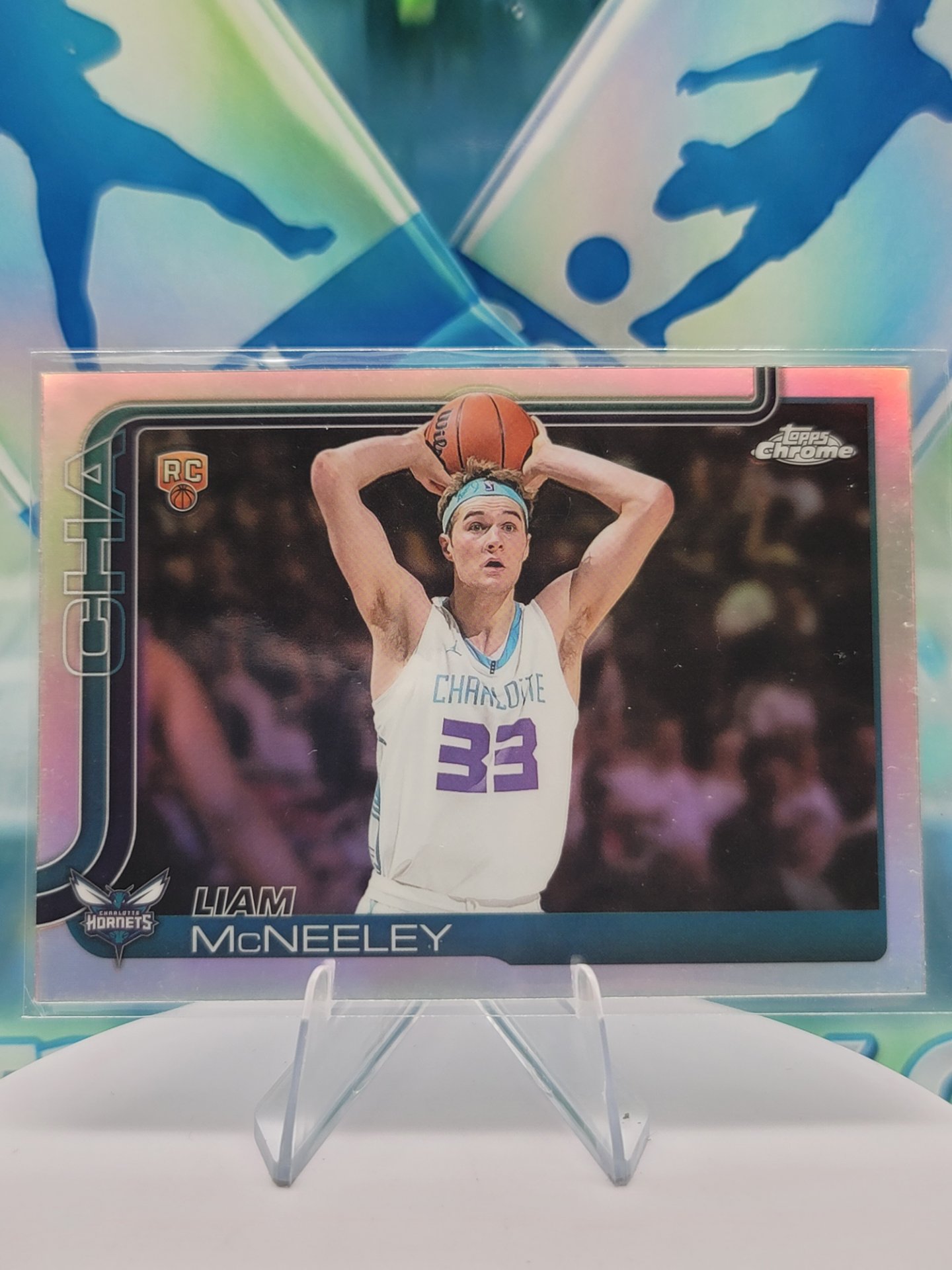 2025 Topps Topps Chrome Liam McNeeley — 2025 Topps Topps Chrome Refractor Liam McNeeley Rookie