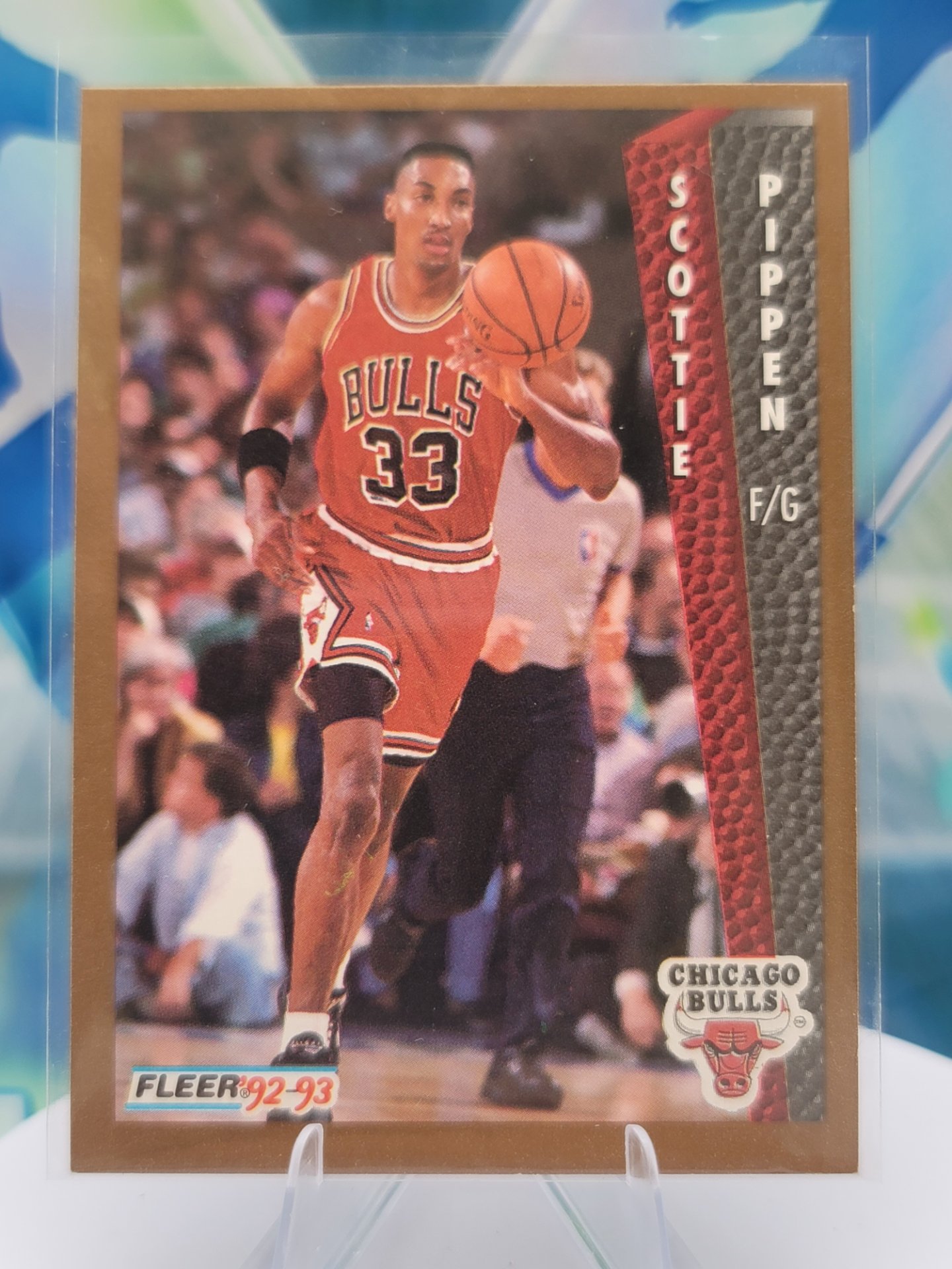1993 Fleer Scottie Pippen — 1993 Fleer Base Scottie Pippen