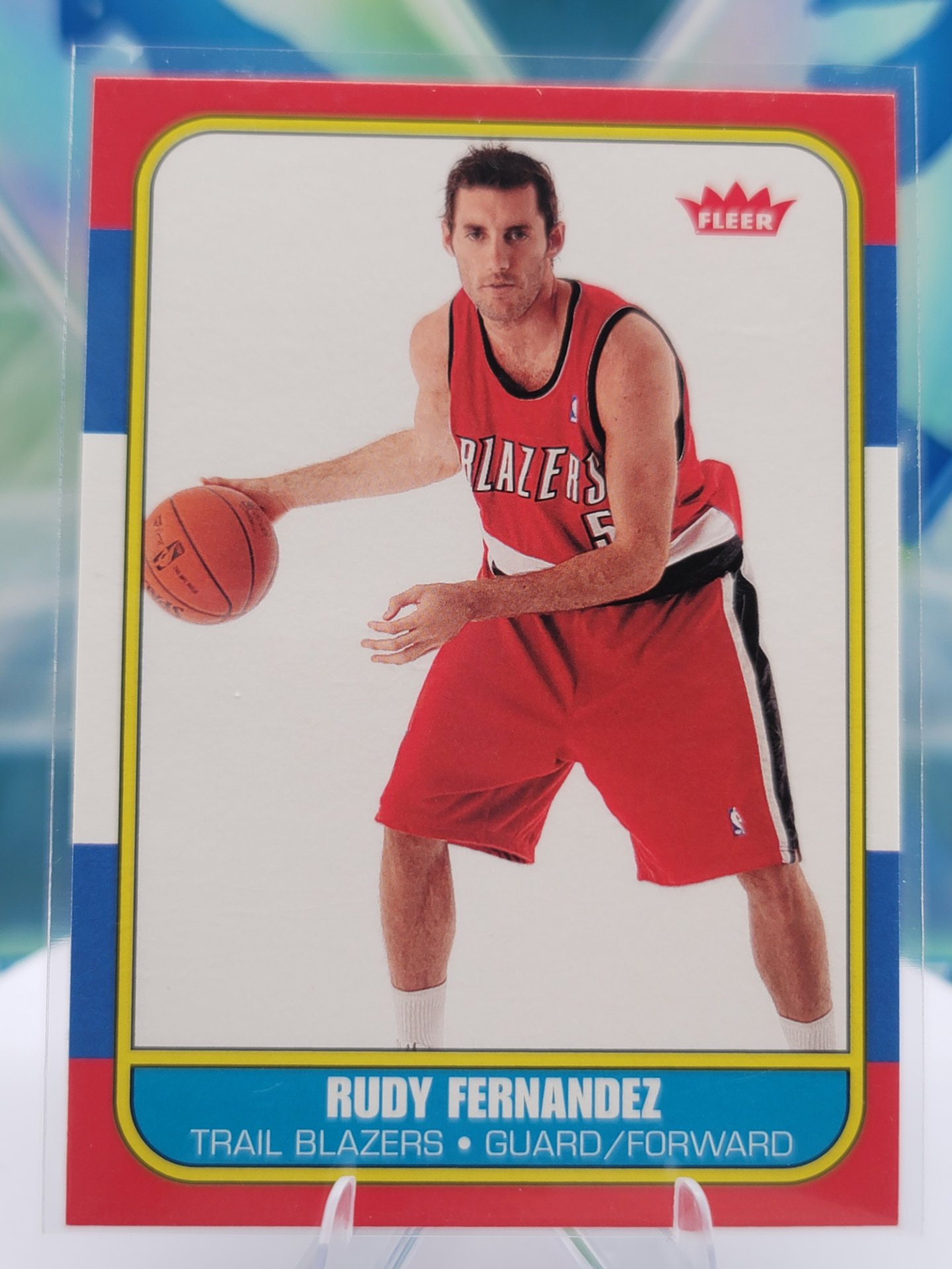 2009 Fleer Rudy Fernandez — 2009 Fleer Base Rudy Fernandez