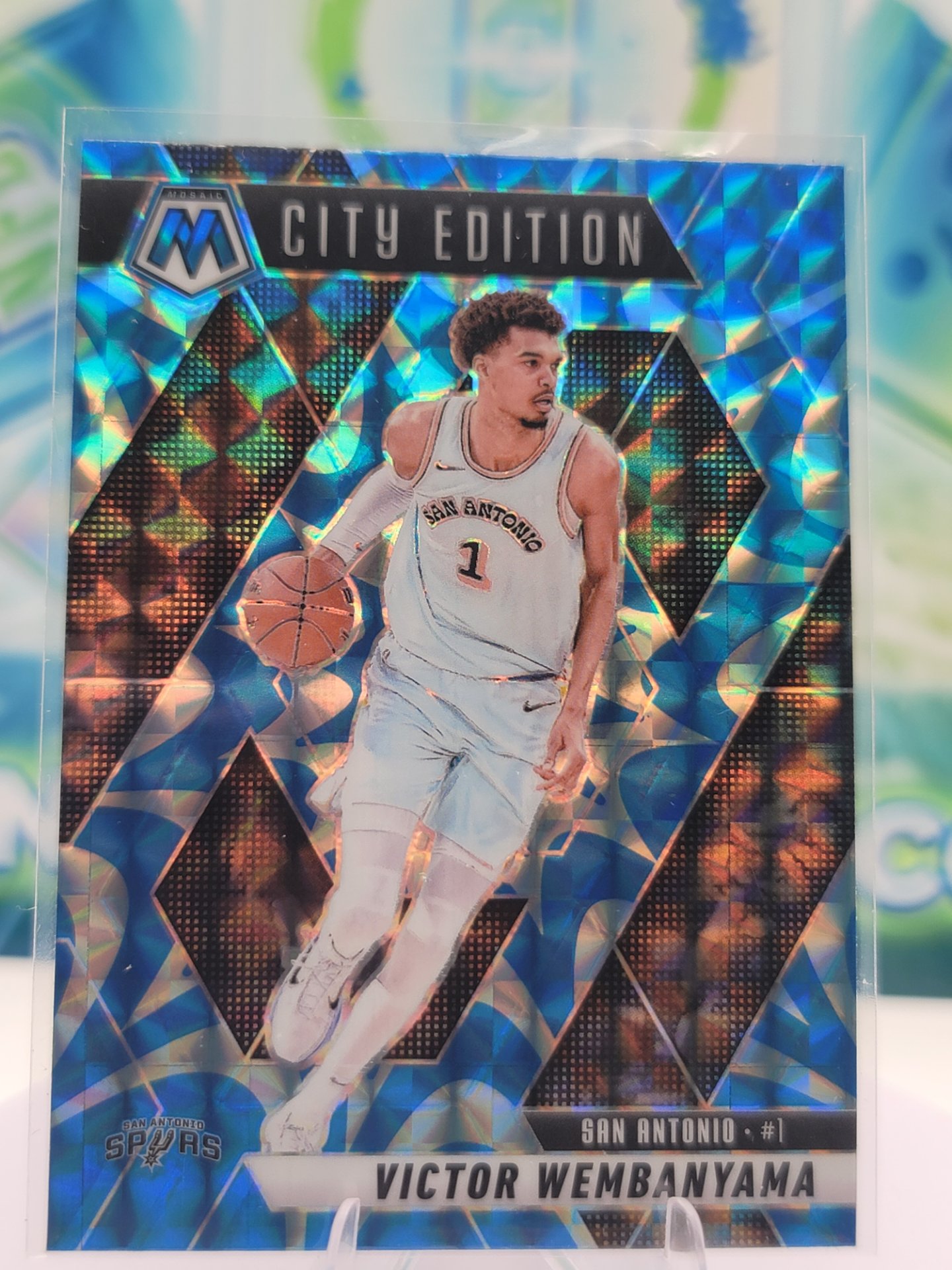 2025 Panini Mosaic Victor Wembanyama — 2025 Panini Mosaic City Edition X-Fractor Victor Wembanyama