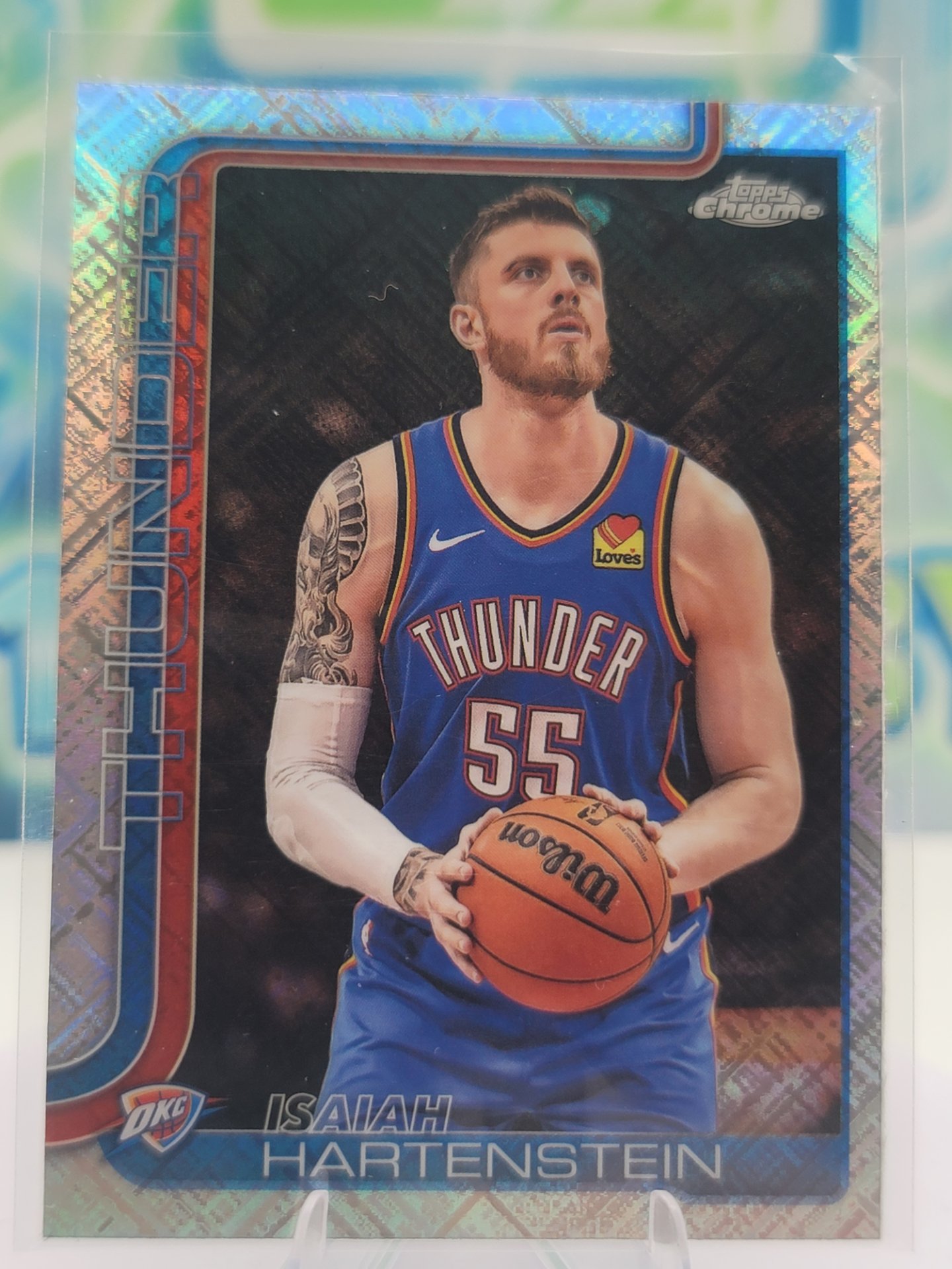 2025 Topps Topps Chrome Isaiah Hartenstein — 2025 Topps Topps Chrome Skylight Isaiah Hartenstein