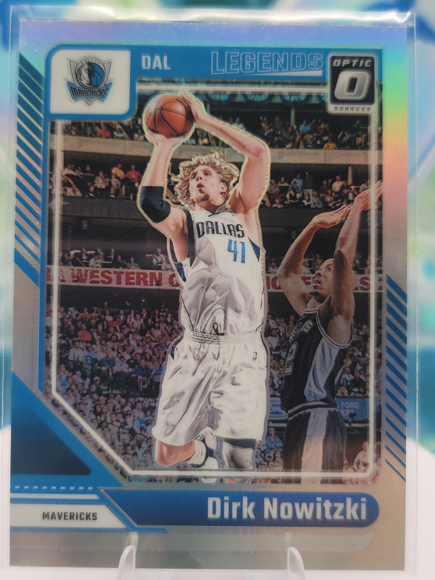 2025 Panini Donruss Optic Dirk Nowitzki — 2025 Panini Donruss Optic Legends Refractor Dirk Nowitzki