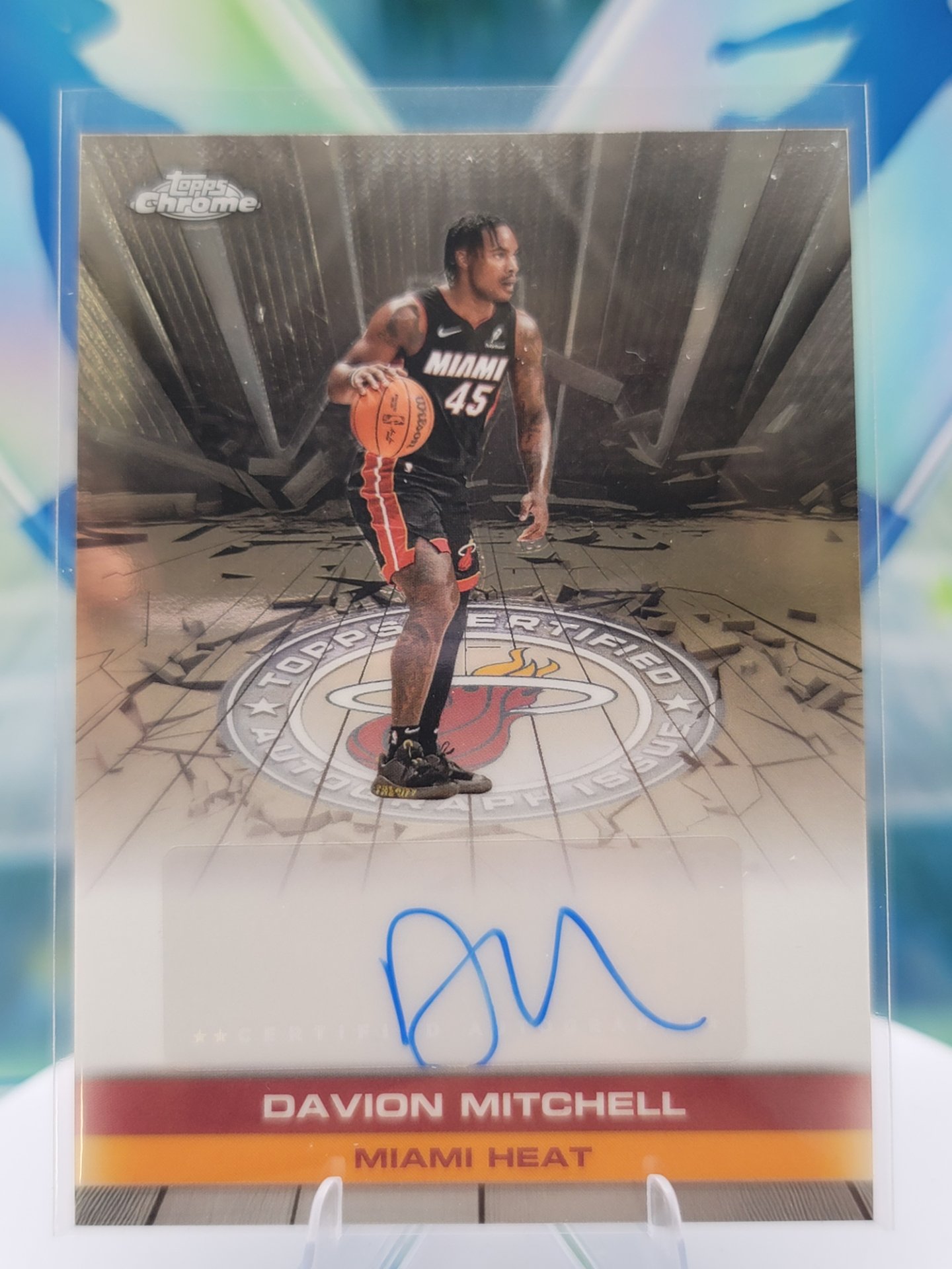 2025 Topps Topps Chrome Davion Mitchell — 2025 Topps Topps Chrome Auto Davion Mitchell Autograph