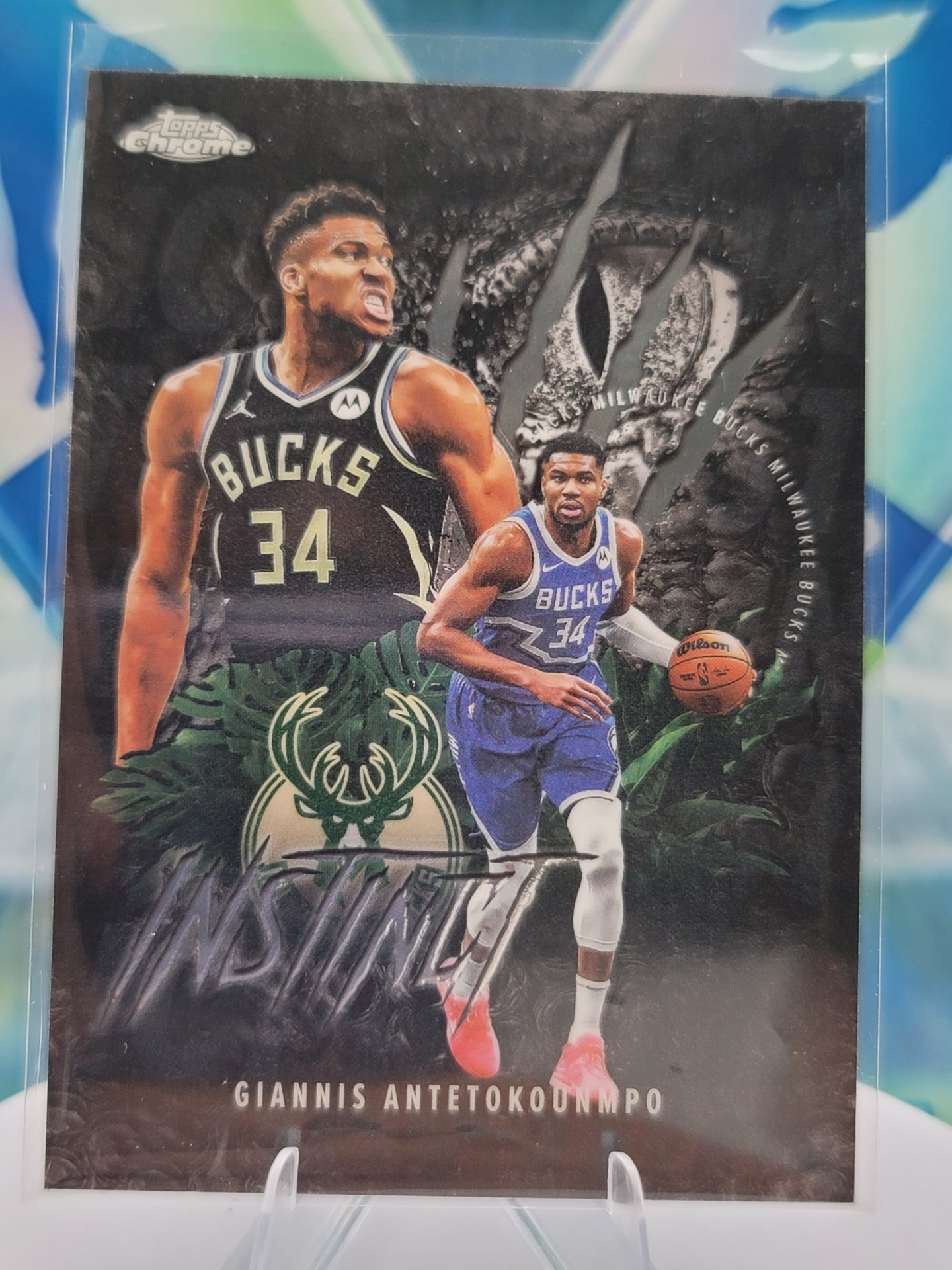 2025 Topps Topps Chrome Giannis Antetokounmpo — 2025 Topps Topps Chrome Instinct Giannis Antetokounmpo