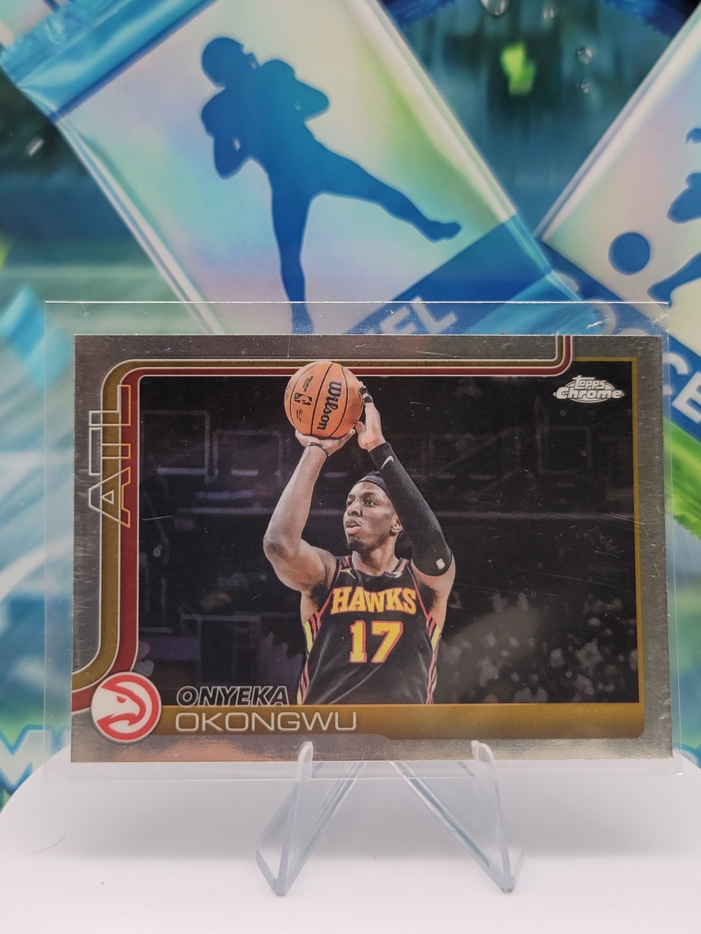 2025 Topps Topps Chrome Onyeka Okongwu — 2025 Topps Topps Chrome Base Onyeka Okongwu