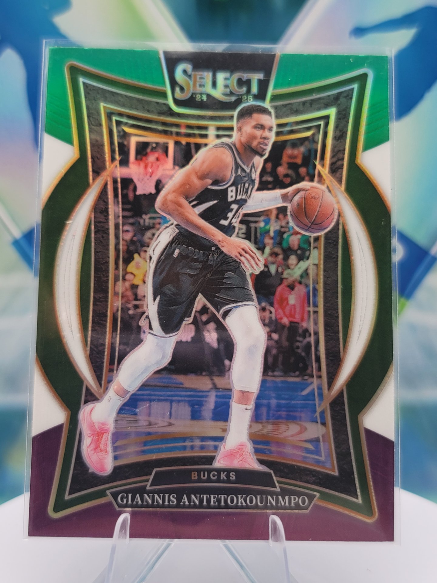 2025 Panini Select Giannis Antetokounmpo — 2025 Panini Select Concourse Refractor Giannis Antetokounmpo
