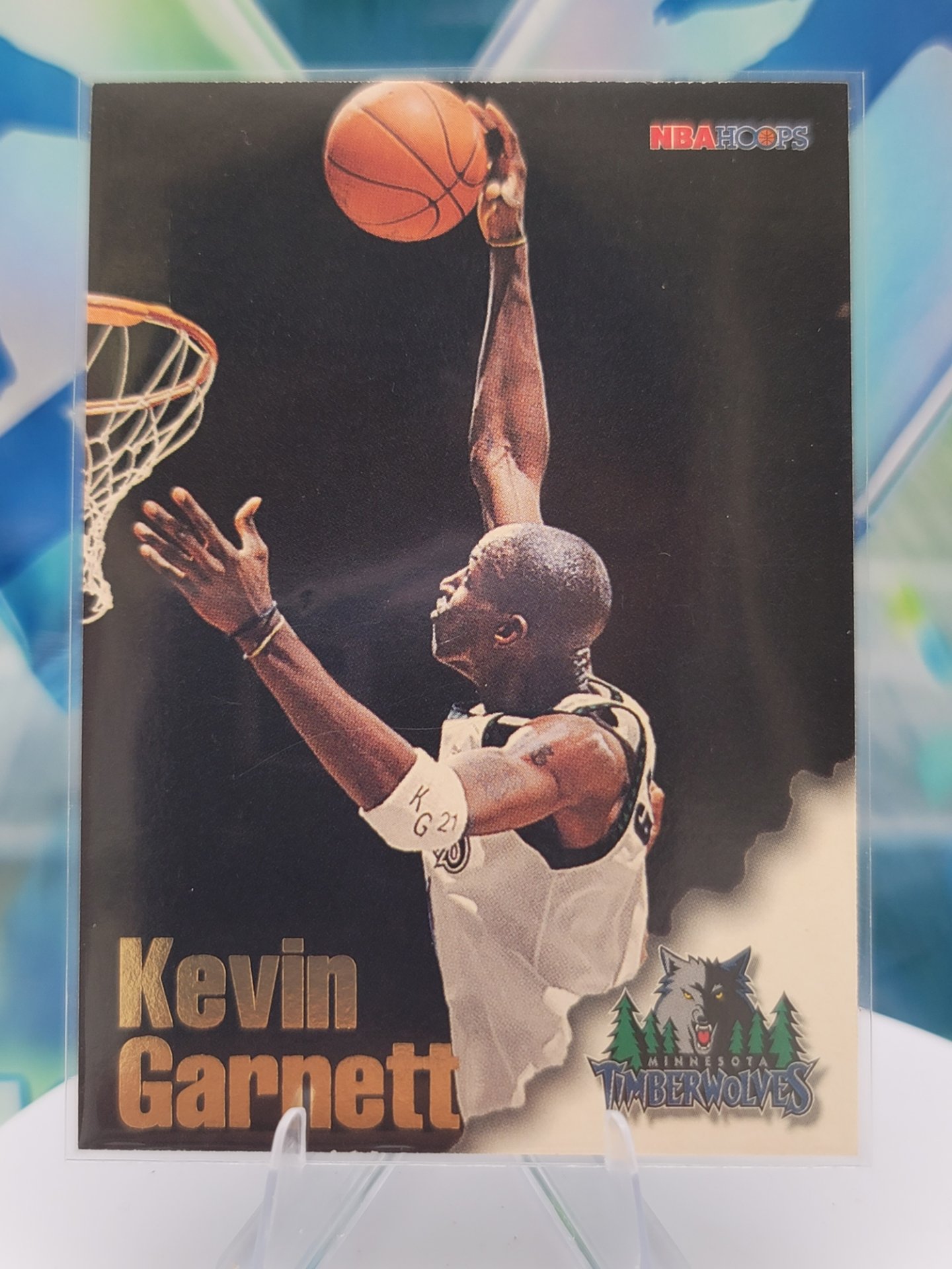 1997 SkyBox NBA Hoops Kevin Garnett — 1997 SkyBox NBA Hoops Base Kevin Garnett