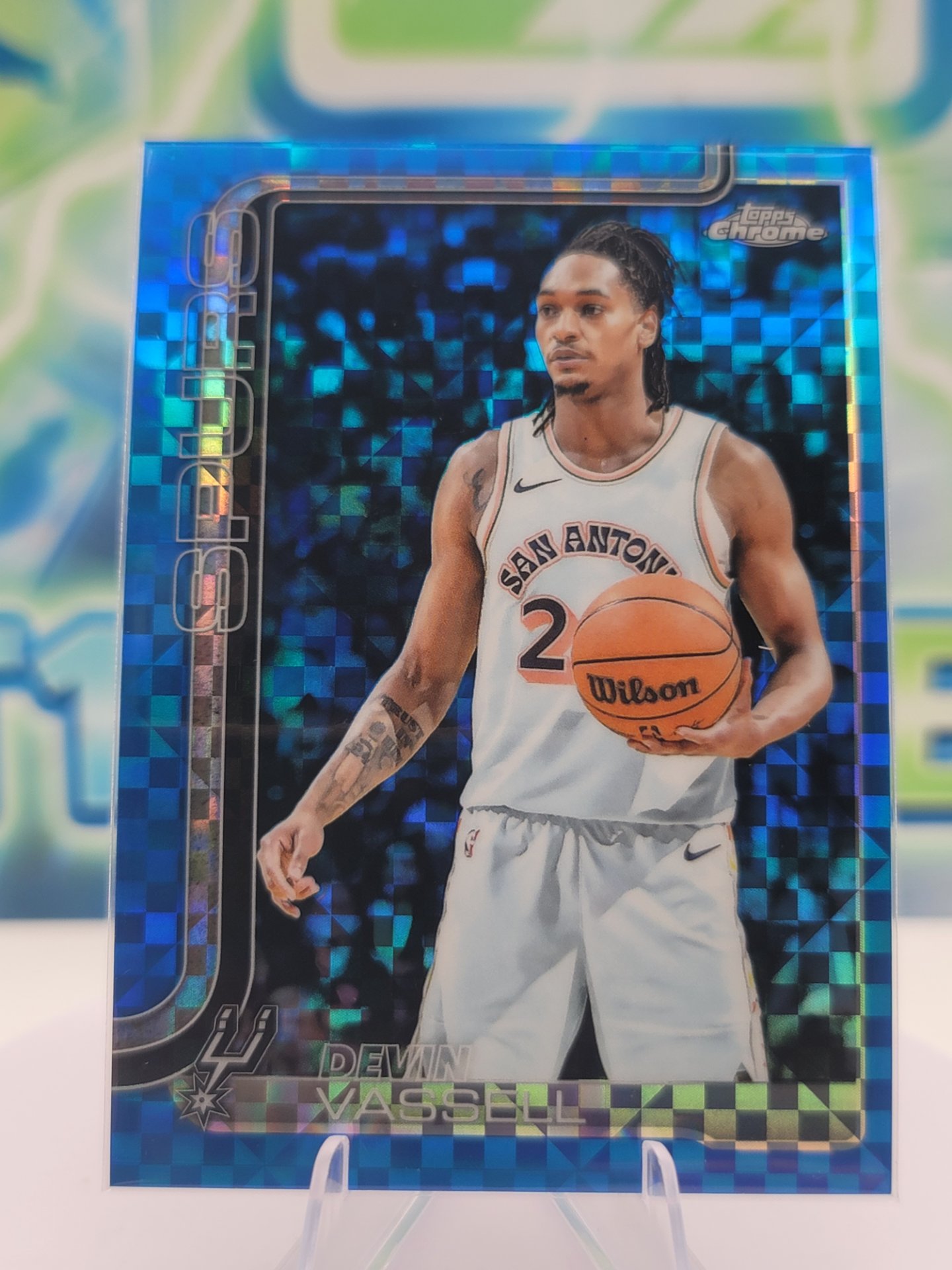 2025 Topps Topps Chrome Devin Vassell — 2025 Topps Topps Chrome Blue X-Fractor Devin Vassell