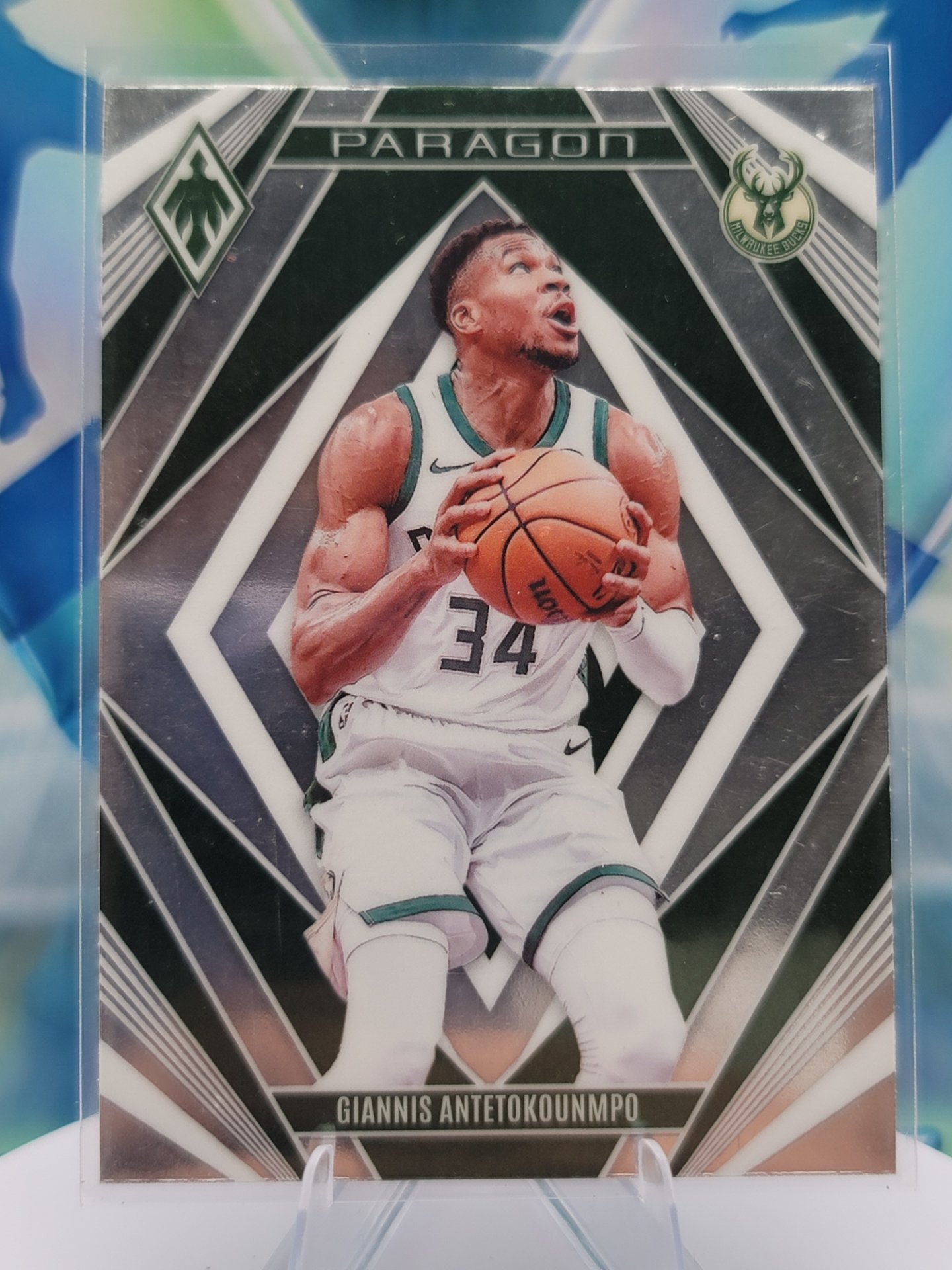 2024 Panini Phoenix Giannis Antetokounmpo — 2024 Panini Phoenix Paragon Giannis Antetokounmpo