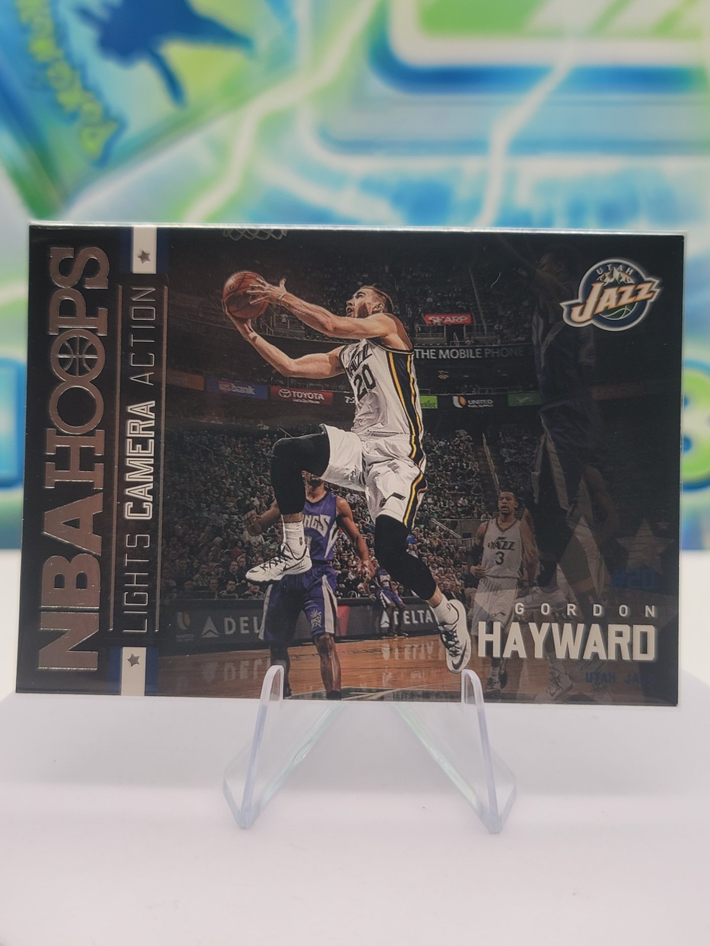 2016 Panini NBA Hoops Gordan Hayward — 2016 Panini NBA Hoops Light Camera Action Gordan Hayward